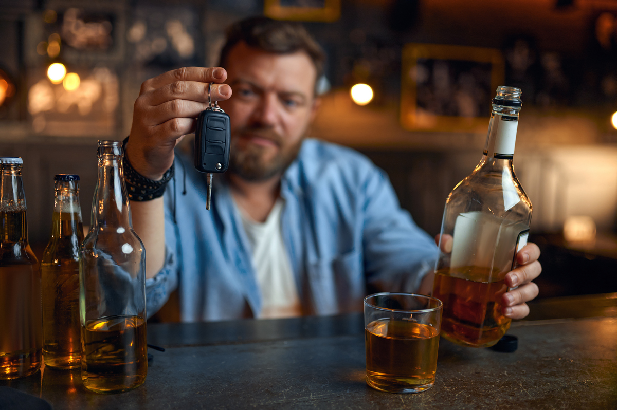 Czy warto wsiadać do samochodu pod wpływem alkoholu?